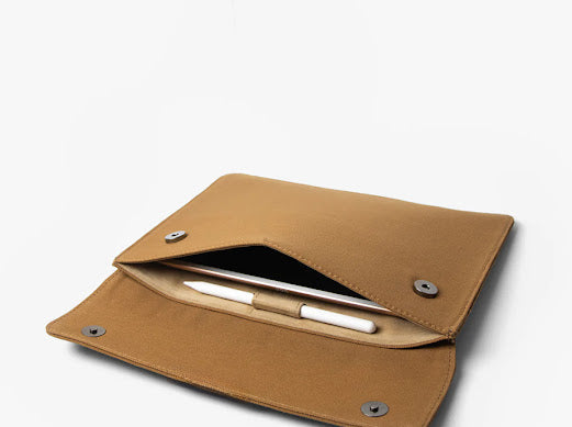 The Canvas Tech Sleeve