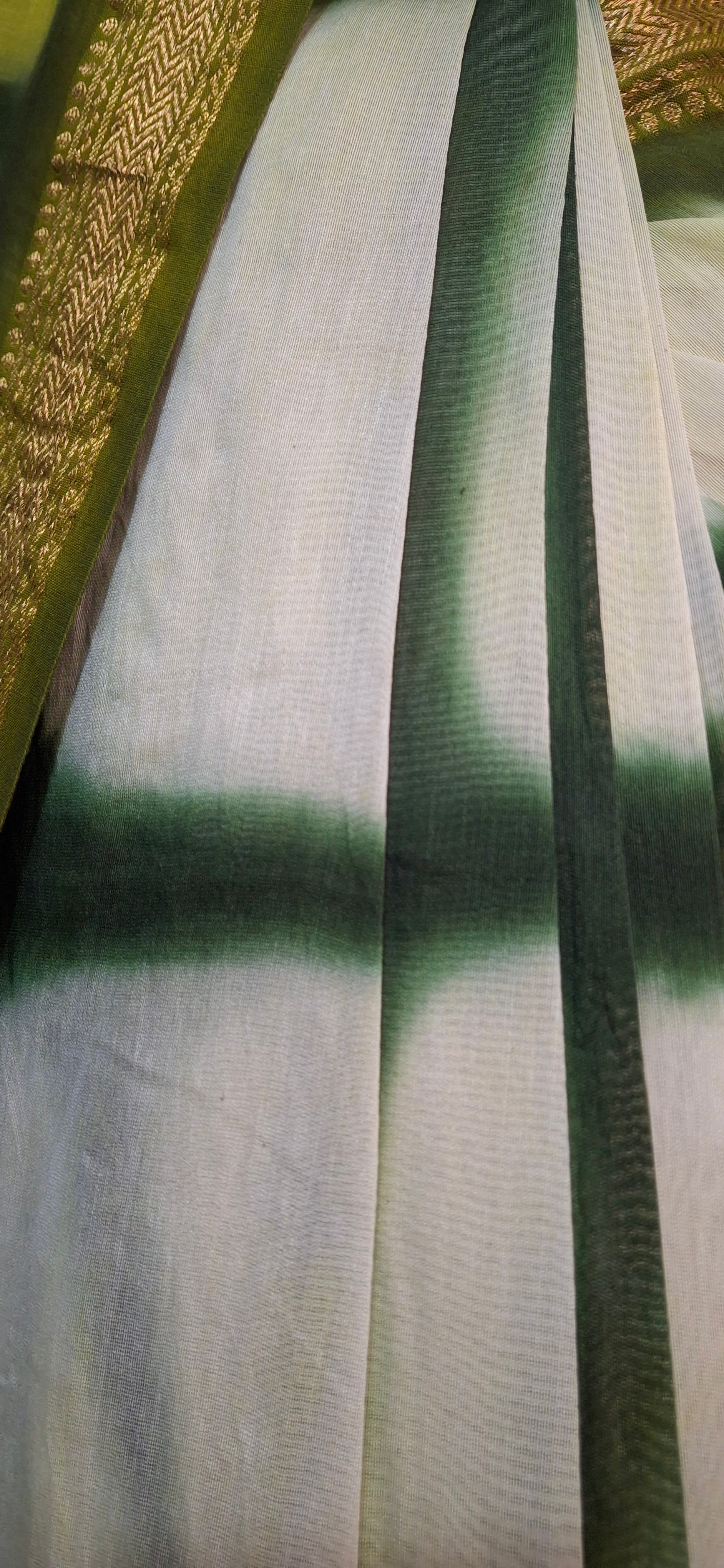 Ombre Shibori Maheshwari Silk Saree