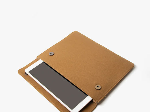 The Canvas Tech Sleeve