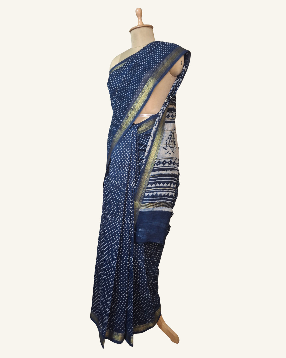 Bindu Dabu Print Masherwari Saree